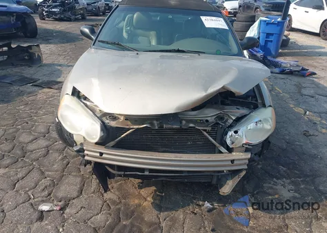 2004 Chrysler Sebring Limited z USA, uszkodzony, nr VIN 1C3EL65R64N322002